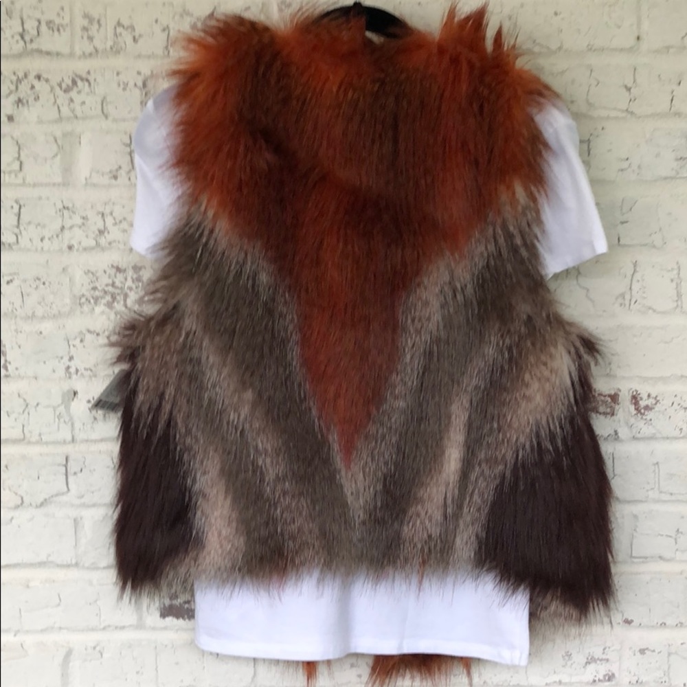FREE PEOPLE faux fur vest - Picture 4 of 4